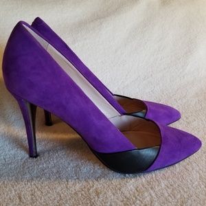 Vince Camuto Sz 6.5 purple and black pumps in box